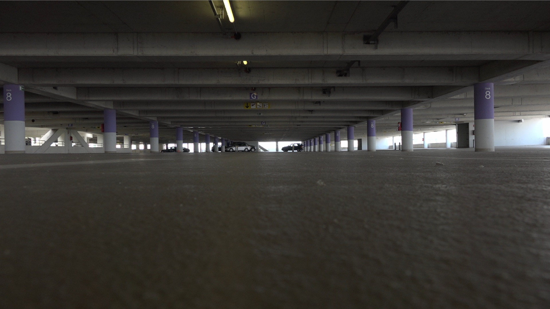 Nicht-Orte — still